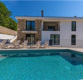 5 bedroom villa with pool near Crikvenica, sleeps 10